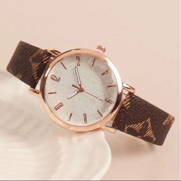 Brown and Rose Gold Watch - Picture 3 of 6